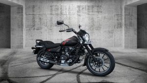Bajaj Avenger 220 Street