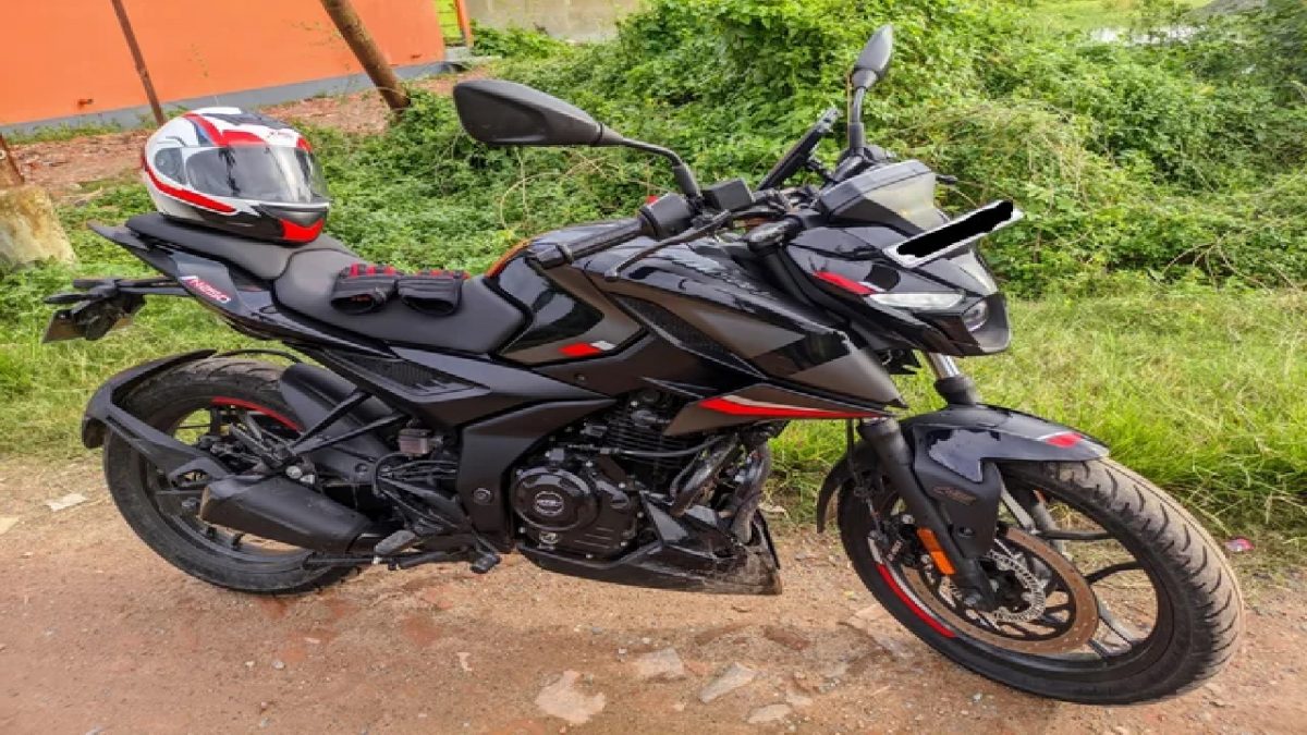 Bajaj Pulsar N250 Bike