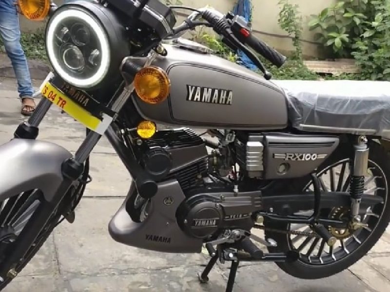 Yamaha Rx 100 Bike
