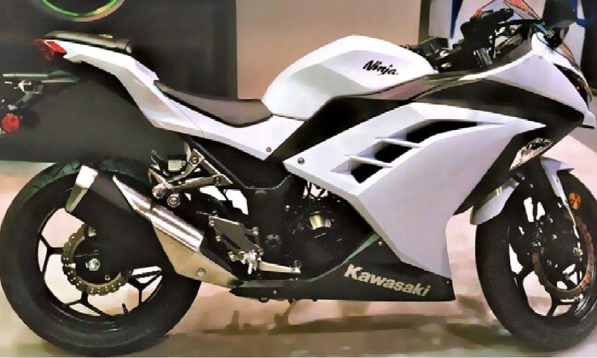 Kawasaki Ninja 300