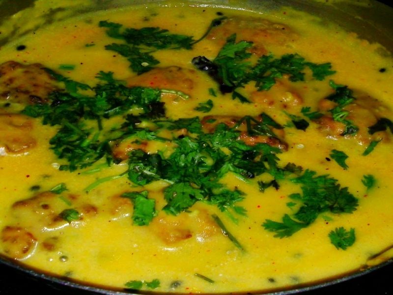 Punjabi Kadhi Pakora Recipe