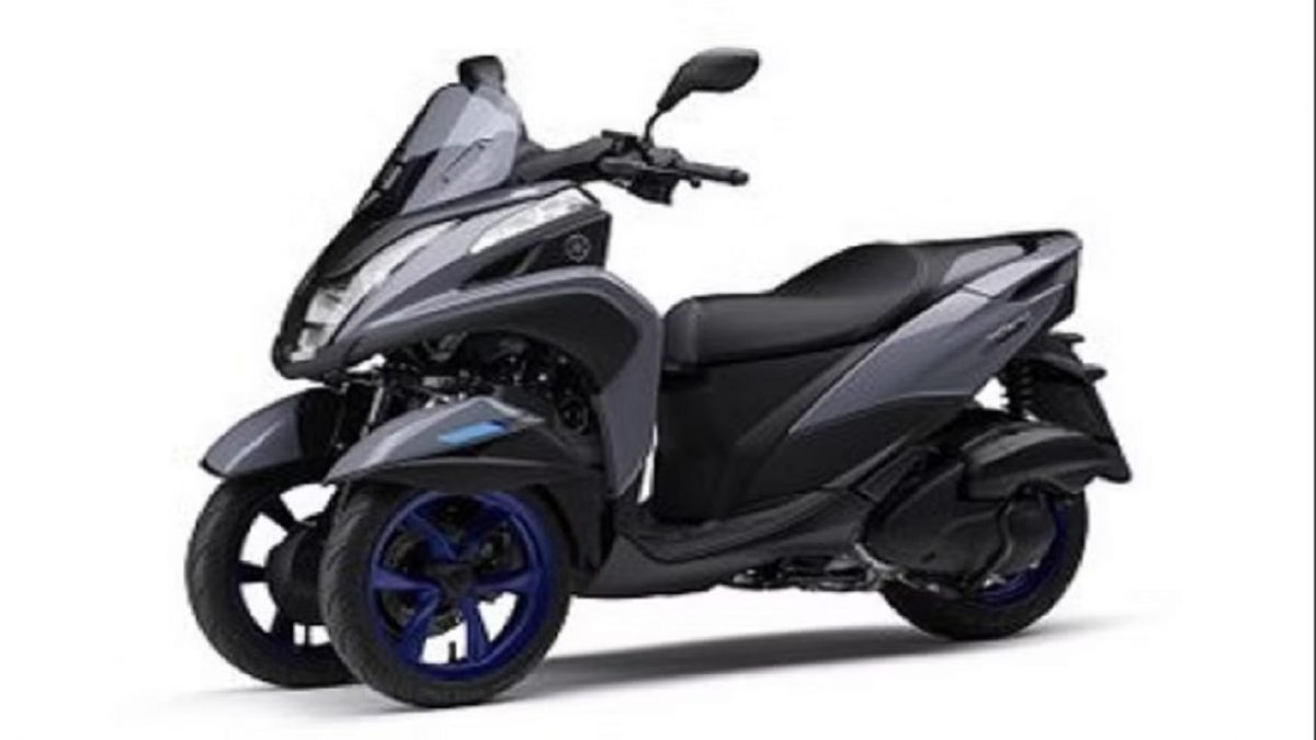 Yamaha Three-Wheeler Scooter