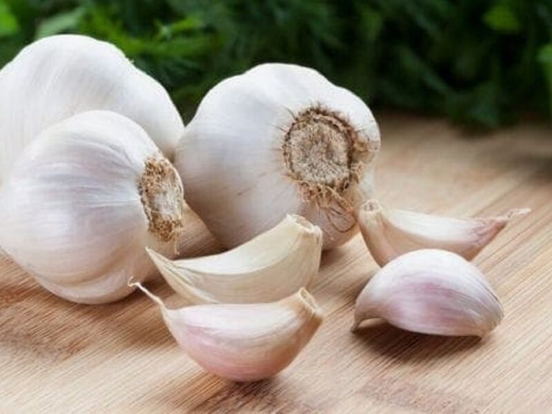 Garlic Peeling Trick