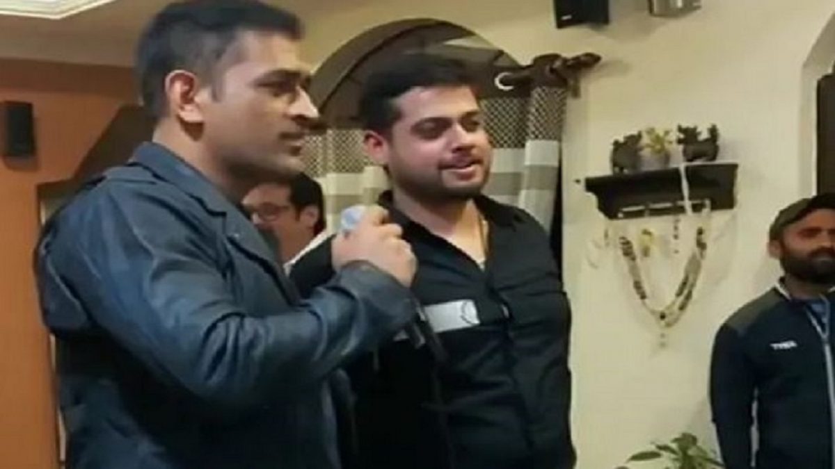 MS Dhoni singing a song