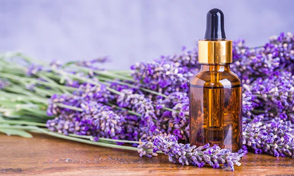 lavender oil for Glowing Skin