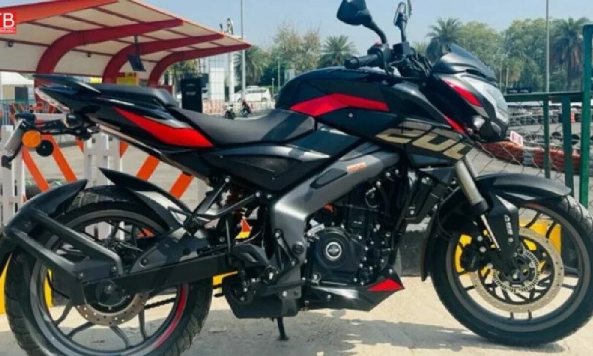 Bajaj Pulsar NS200