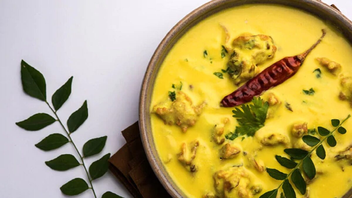 Kadhi Pakoda Recipe