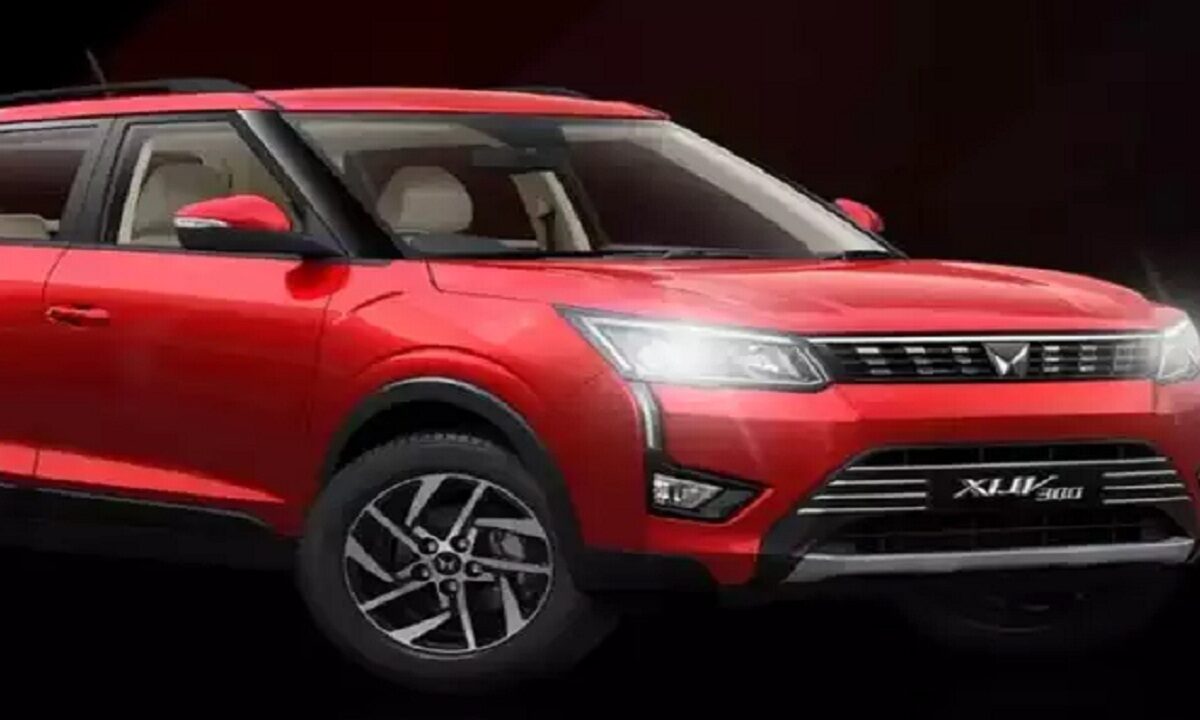 Mahindra XUV 300 W2