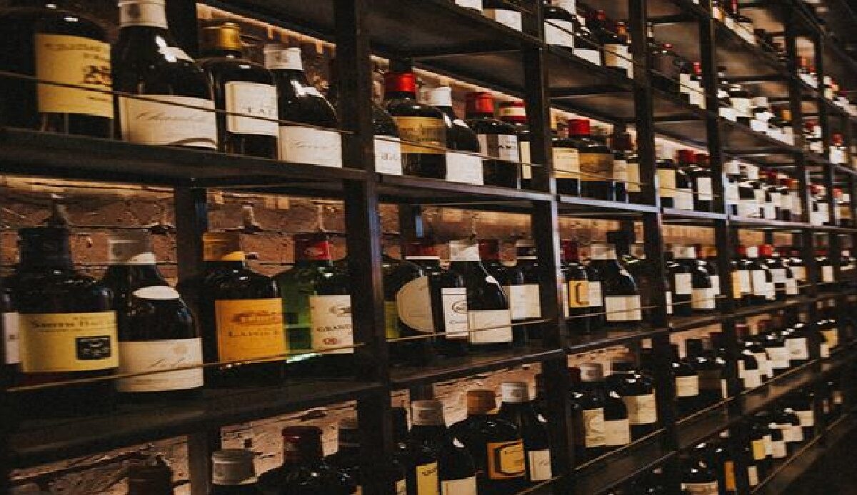 Wine shop