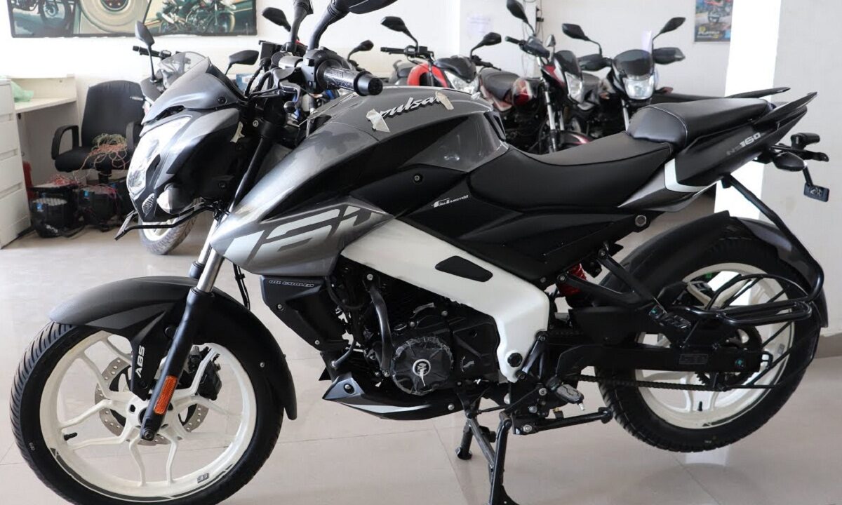 bajaj pulsar ns160