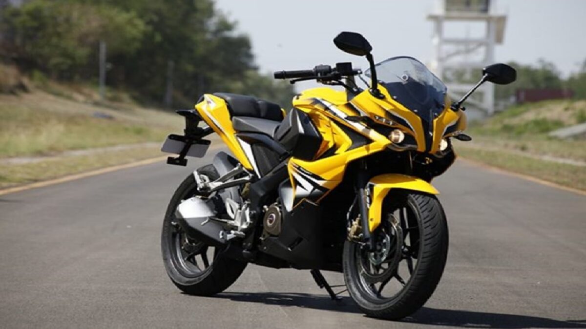 Bajaj Pulsar RS200