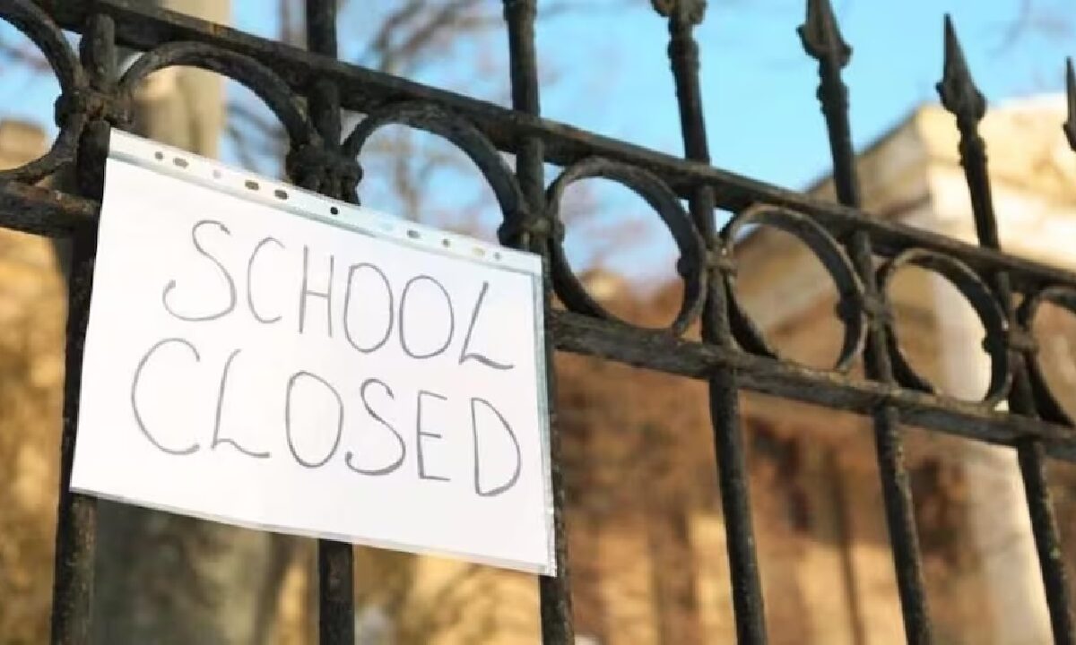 School Closed in noida