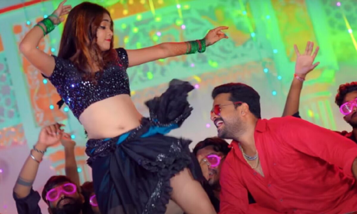 Bhojpuri "Lungi Dance