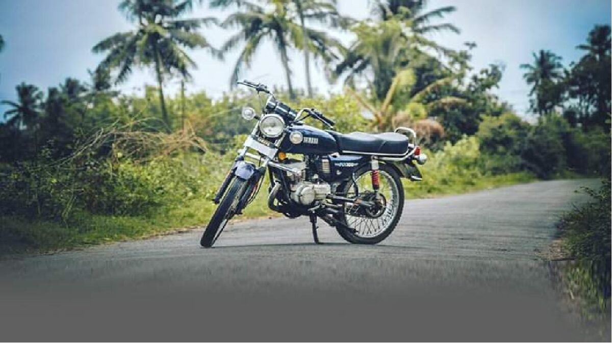 Yamaha RX 100