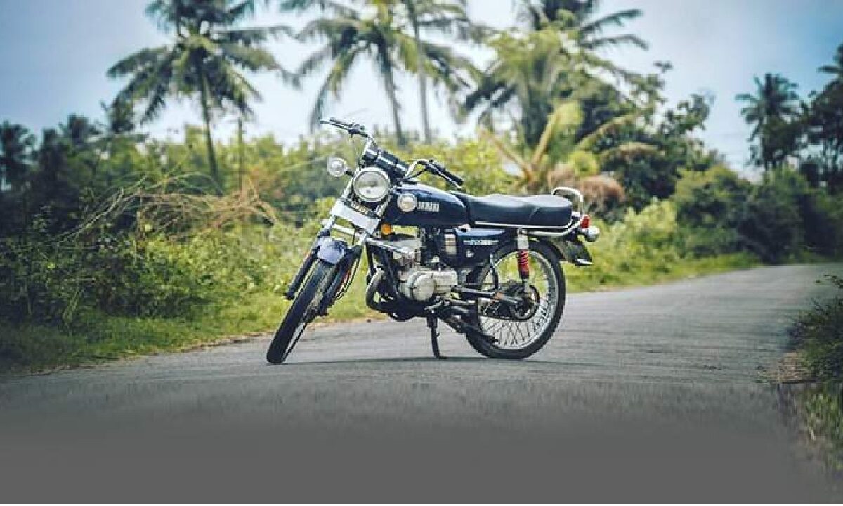 Yamaha RX 100