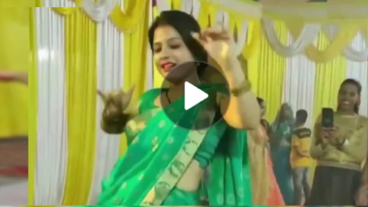 Desi Bhabhi Dance