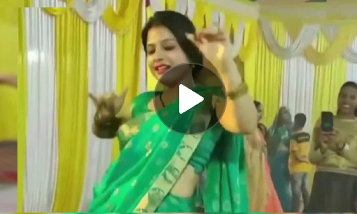 Desi Bhabhi Dance