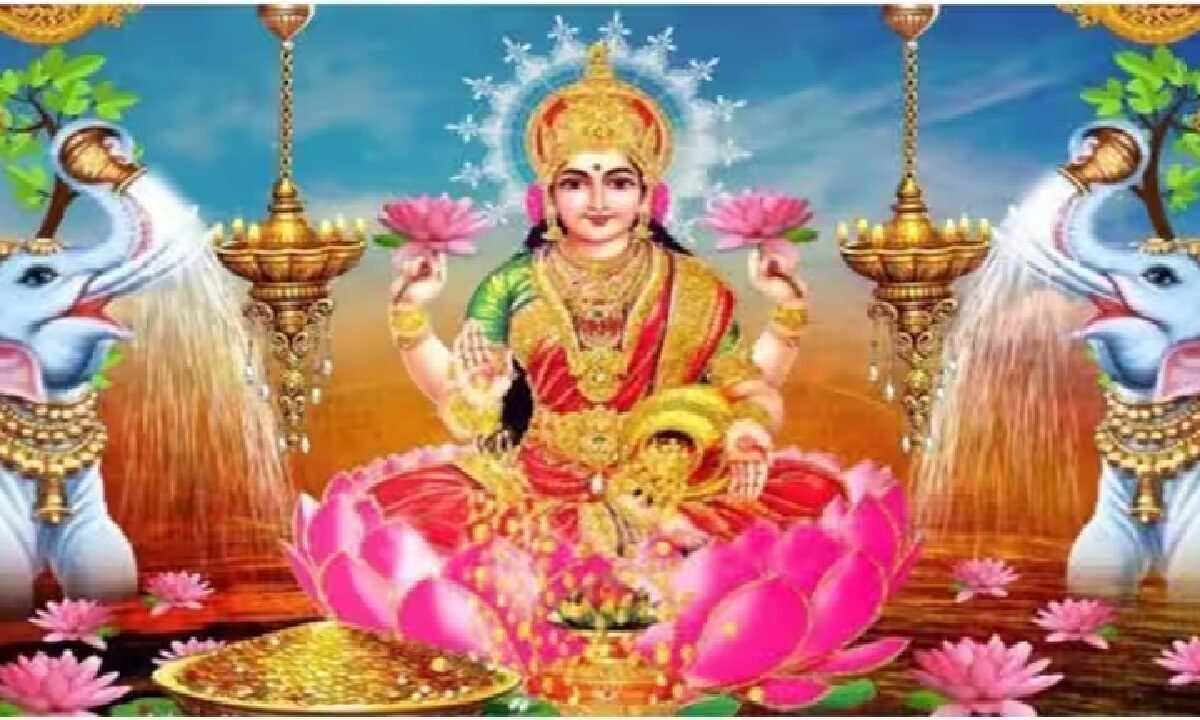 how-to-please-goddess-lakshmi'