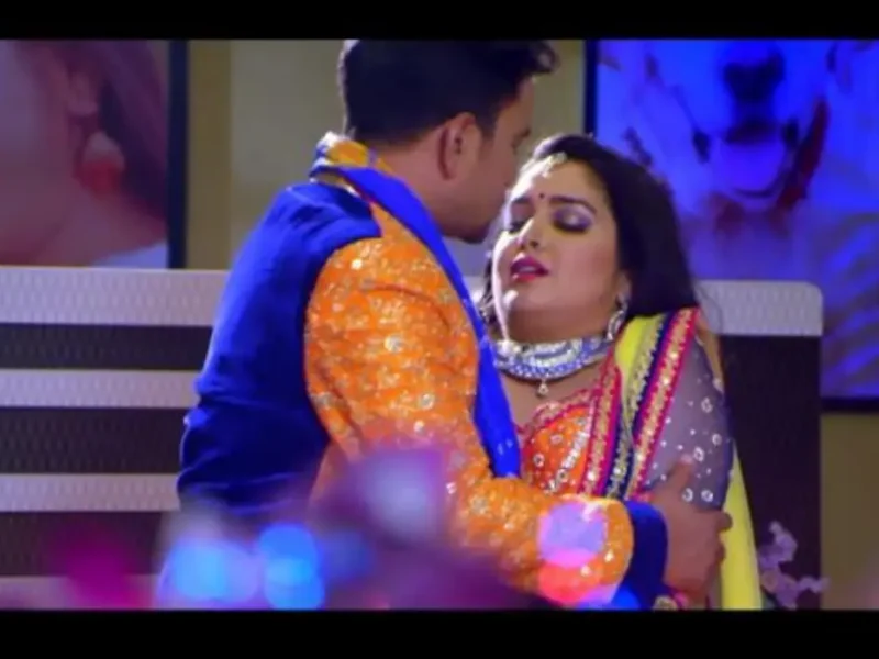 Nirahua and Amrapali Dubey