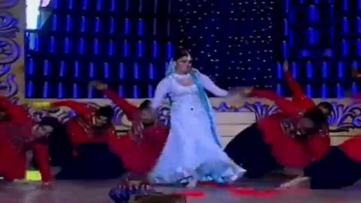Aishwarya Rai's stage performance