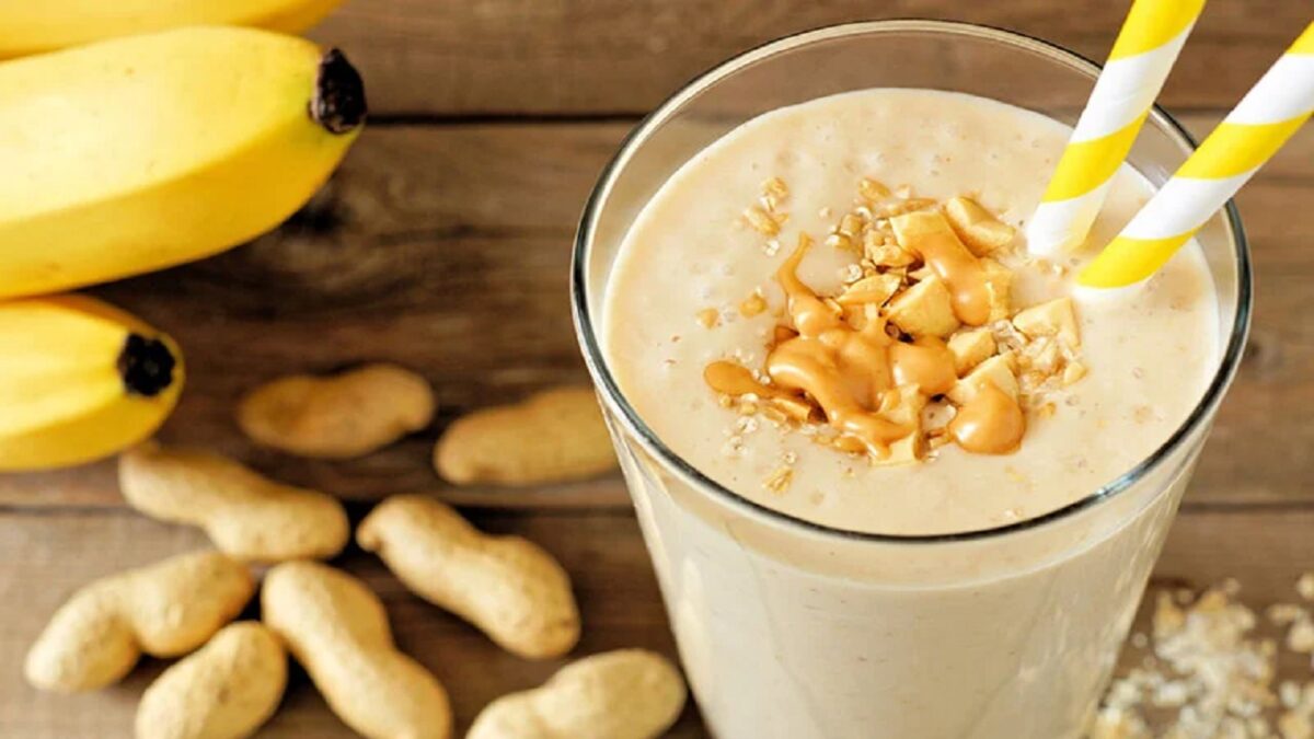 banana smoothie for weight gain