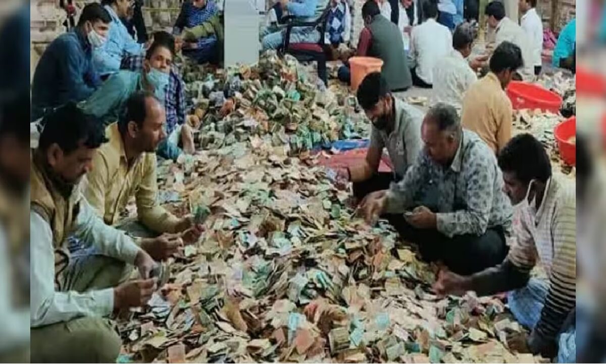 Chittorgarh Sanwariya Seth Store Counting Finished-11-crore-25-lakh-rupees-cash
