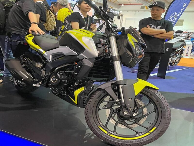 Bajaj Dominar 125