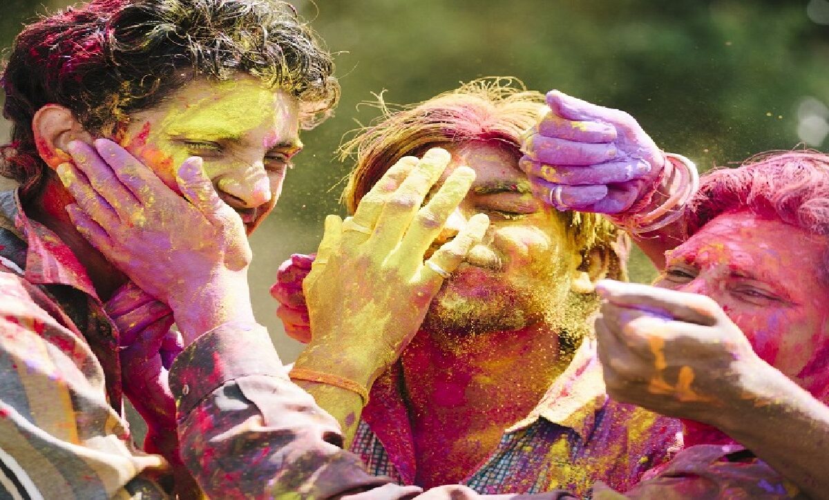 colors of Holi