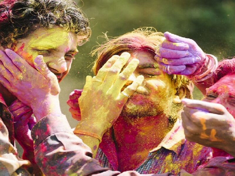 colors of Holi