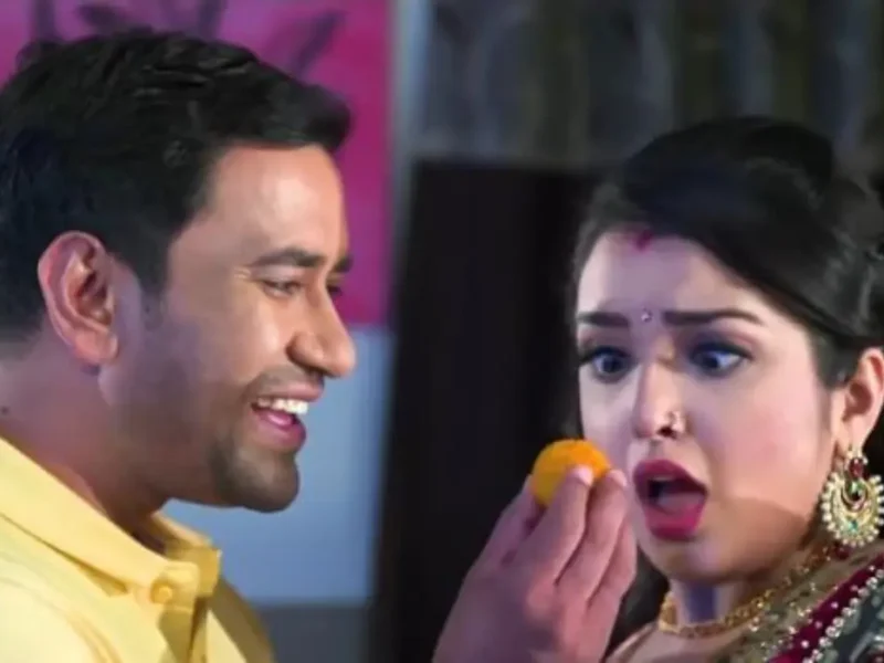 Amarpali Dubey and Nirahua Song