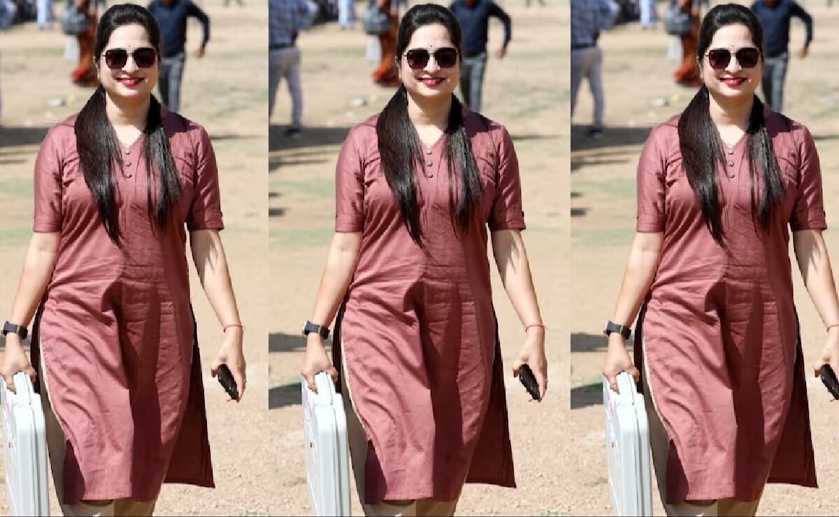 MP Polling Officer Sushila Kanesh Viral Photos