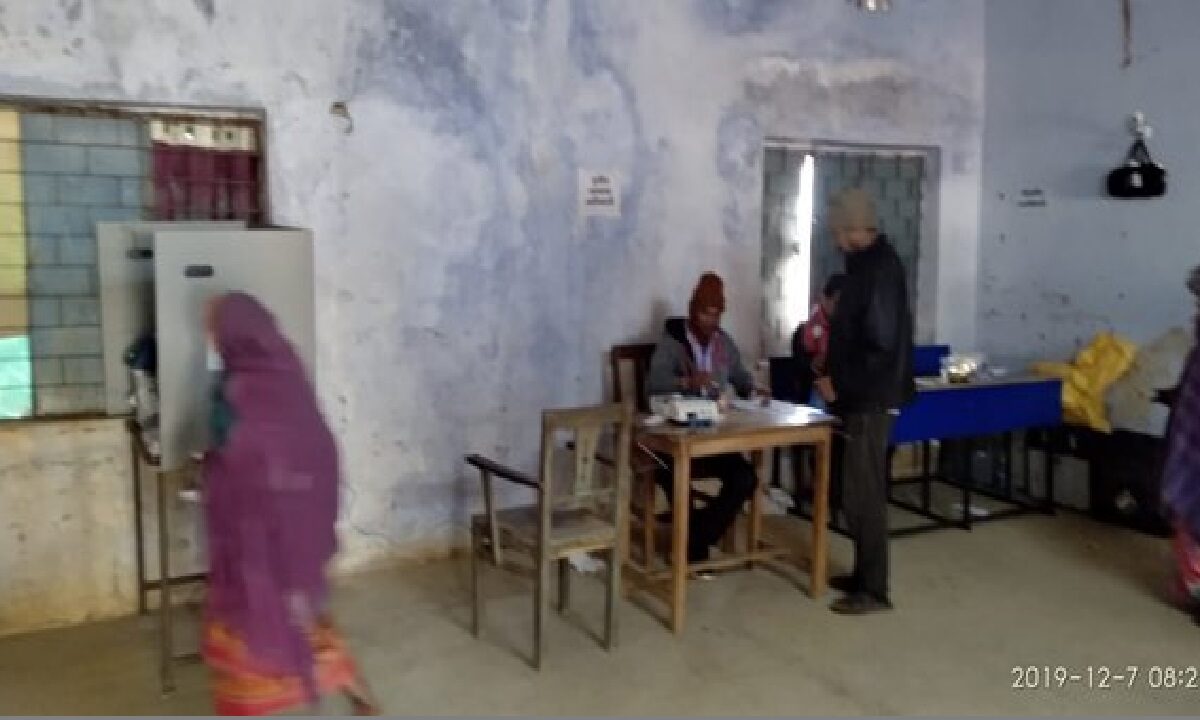 Polling Agent Making Woman Do Fake Voting