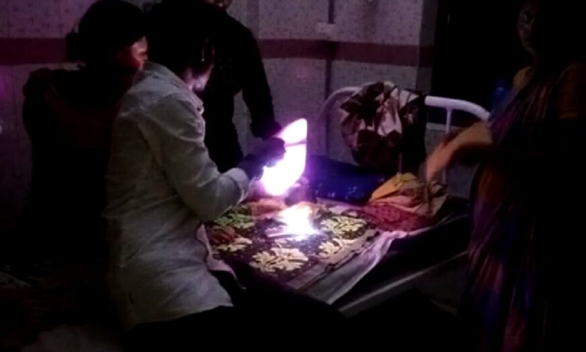 the delivery was done in torchlight