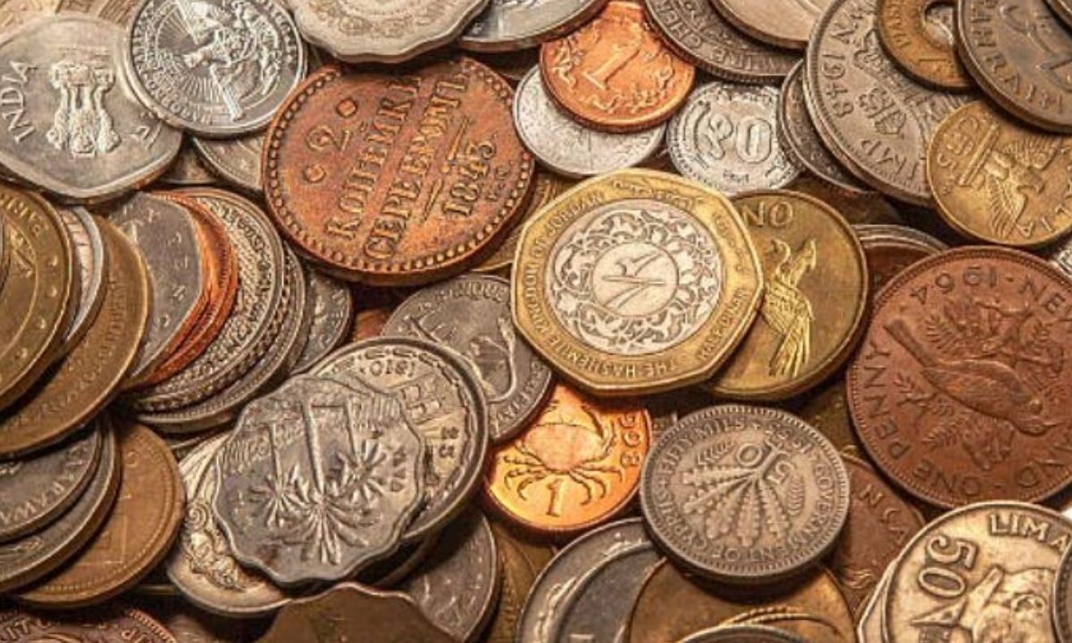 old notes and coin