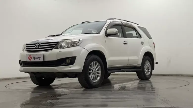 toyota Standard 2.0L car