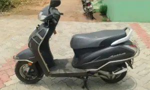 महिलाओं के लिए जबरदस्त है ये Scooty, घर लाएं सिर्फ 15000 रुपये में